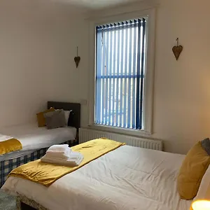 newholme-hotel-blackpool.hotelsin-chester.com/
